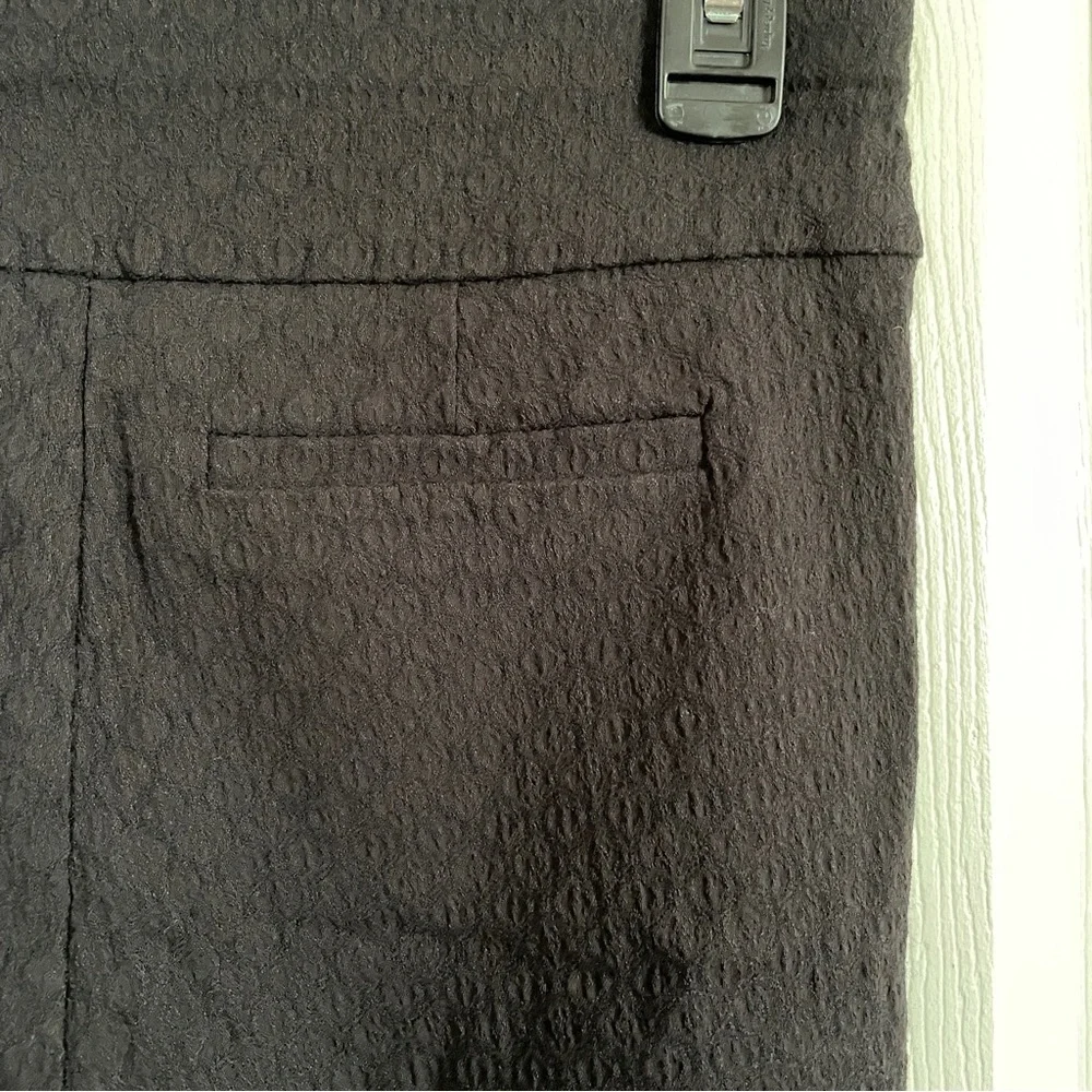 Jules & Leopold Textured Pants - Picture 10 of 13